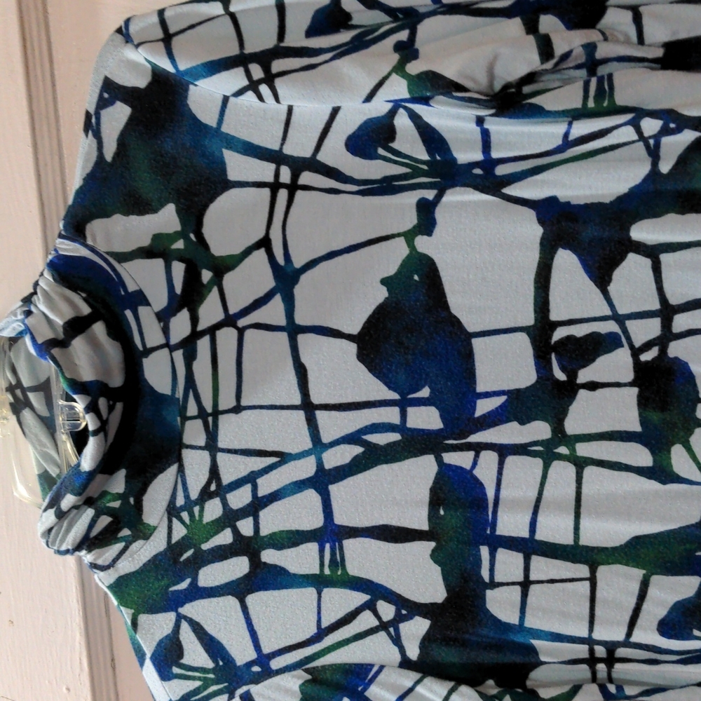 Adorable Madison size small turtleneck